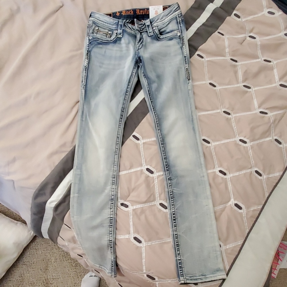 Rock Revival Raven Straight Jeans